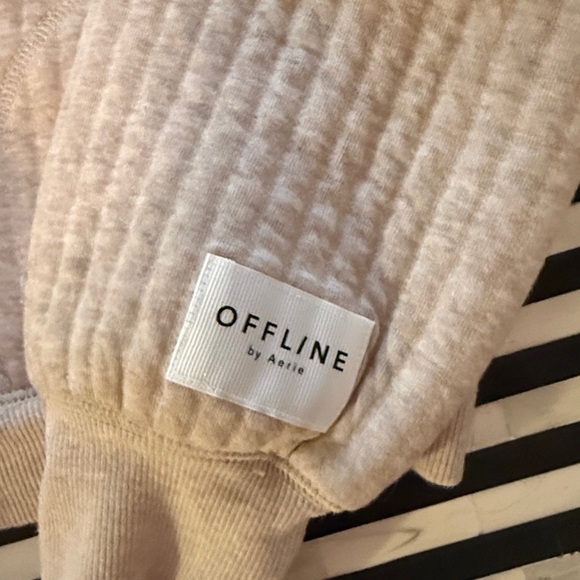 Aerie Offline cropped hoodie. Super soft. Size S. - Picture 2 of 4